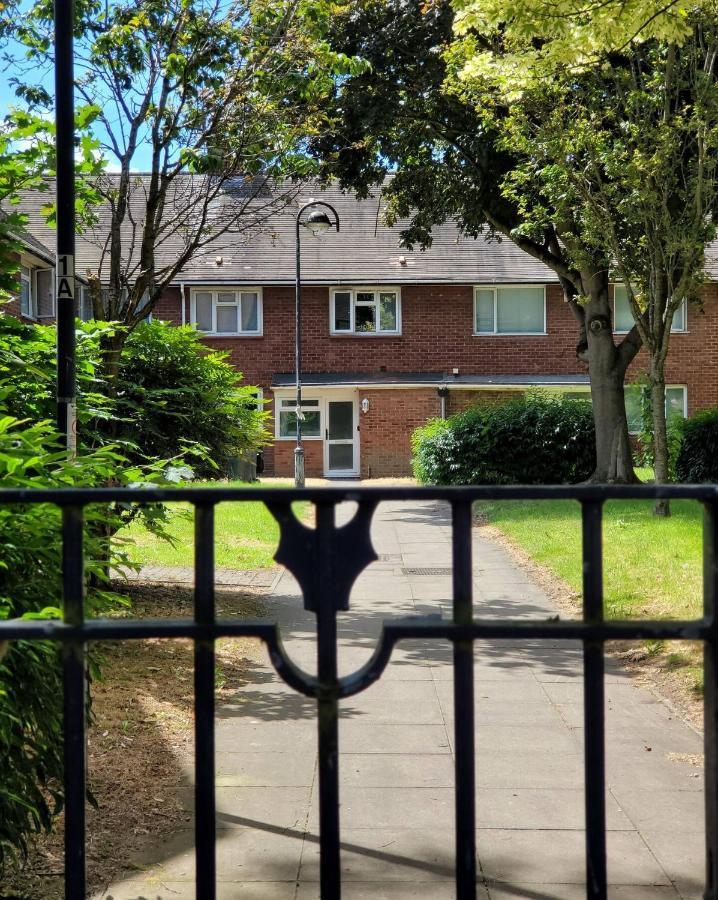 Nr Birmingham City Centre, 5 Bed, Luxe Inn Εξωτερικό φωτογραφία