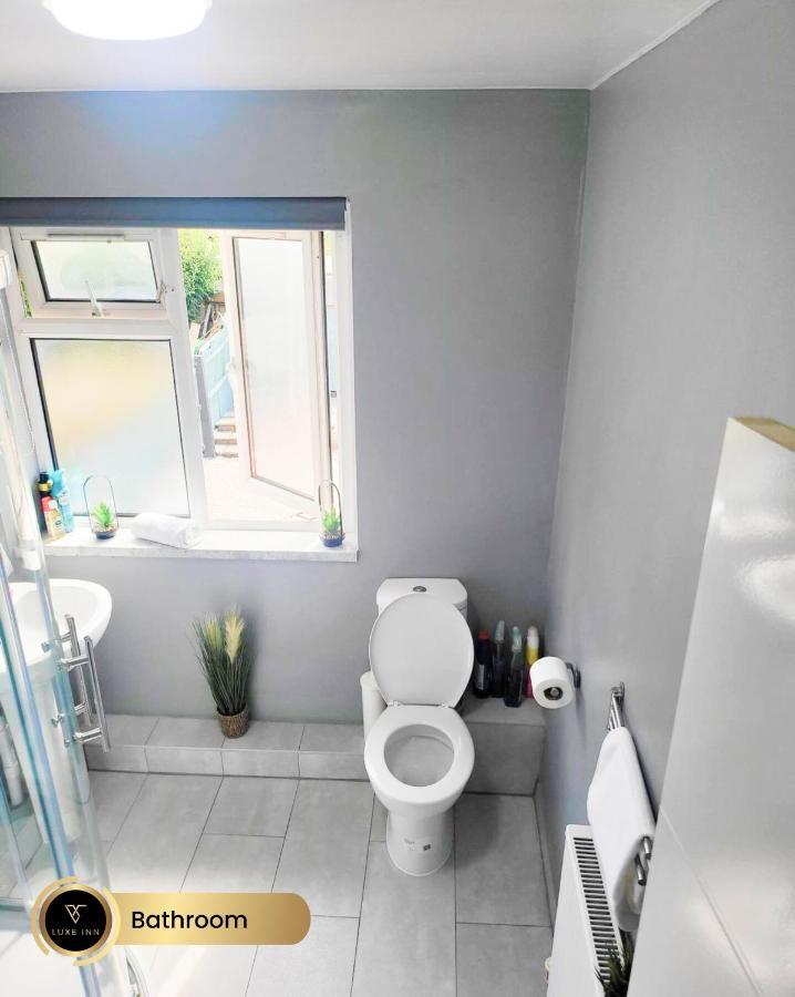 Nr Birmingham City Centre, 5 Bed, Luxe Inn Εξωτερικό φωτογραφία